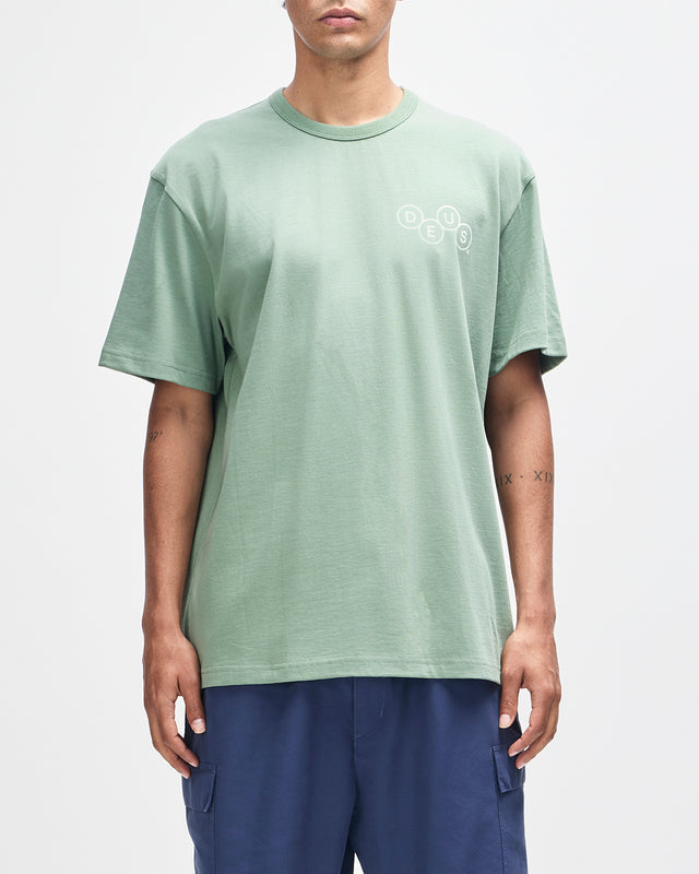 MECHANISM TEE - LODEN FROST GREEN