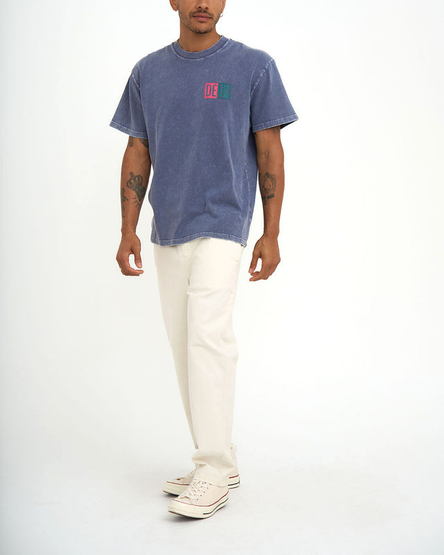 LINE UP TEE - BLUE RIBBON