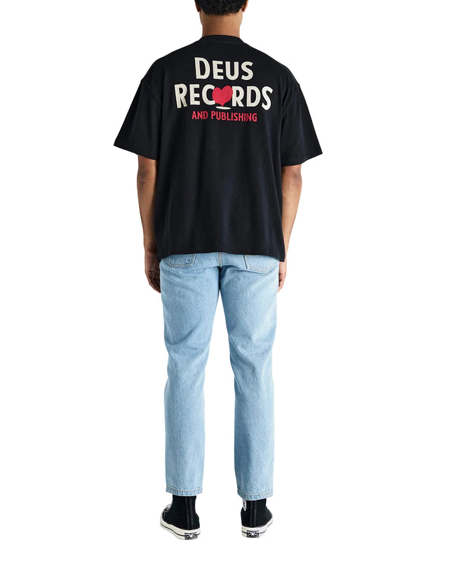 DEEP CUT TEE - BLACK
