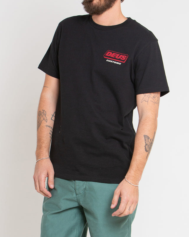UNCHAINED TEE - BLACK